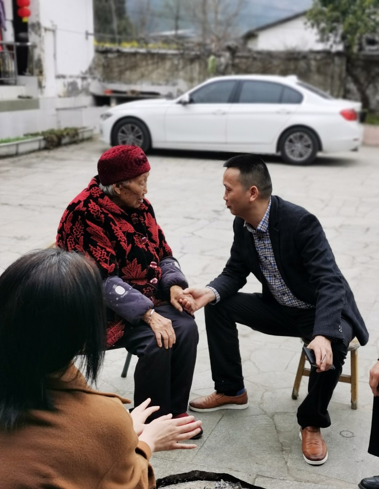 2022031510434502.jpg 慰问2.jpg